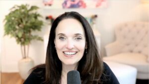 Woman entrepreneur frustrated that her passion isn't paying the bills - Game On Girlfriend Podcast