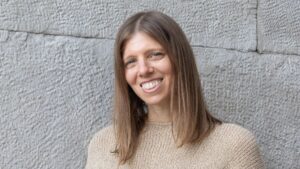 Rachel Lipson entrepreneur who built two businesses Blue Balloon Songwriting and Brooklyn Family Travelers