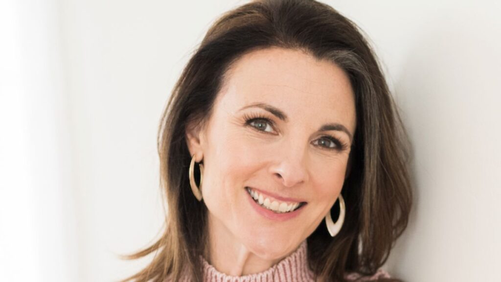 Wendy Meadows, author of Sparkle and Grit, on the Game On Girlfriend® podcast discussing breaking free from burnout