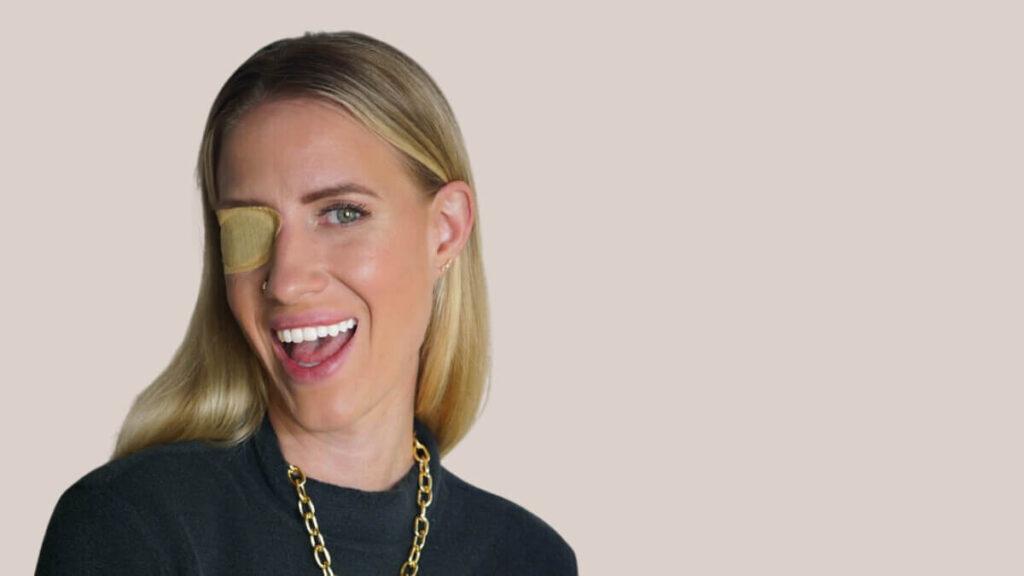 Shelby Perry and Sarah Walton discuss building a business from your story on the Game On Girlfriend® podcast Episode 328