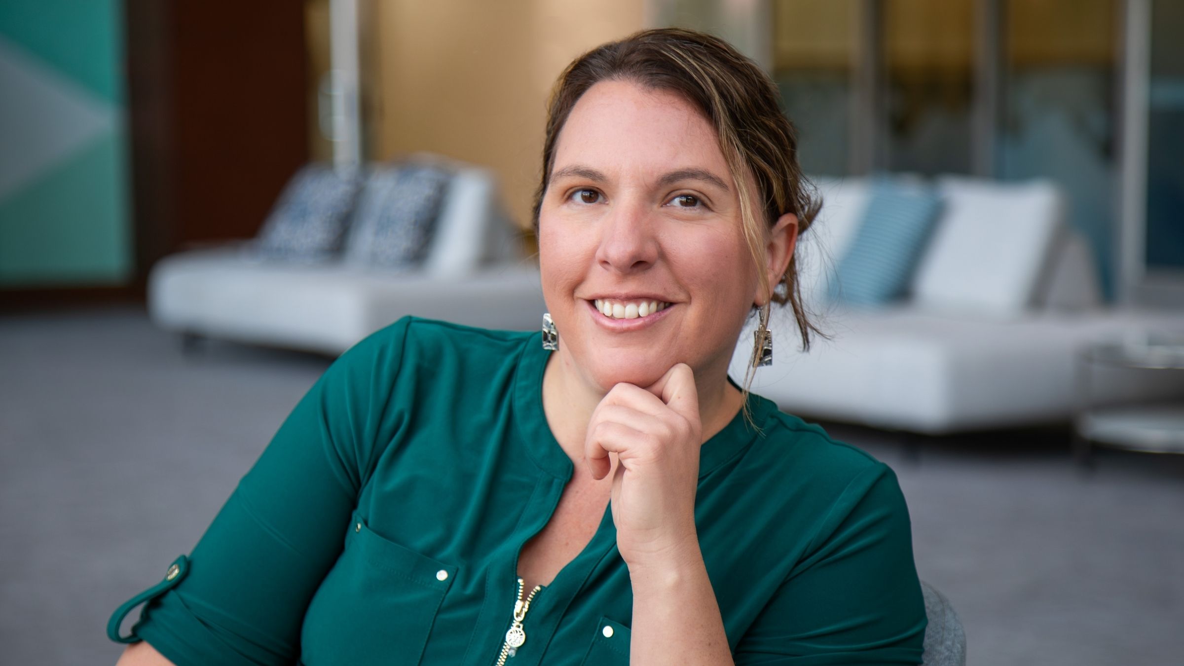 Lindsey Busfield on finding your fit as an entrepreneur — Game On Girlfriend® podcast with Sarah Walton, Episode 347